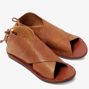 Beeks Loon Sandal - 7 - Saddle